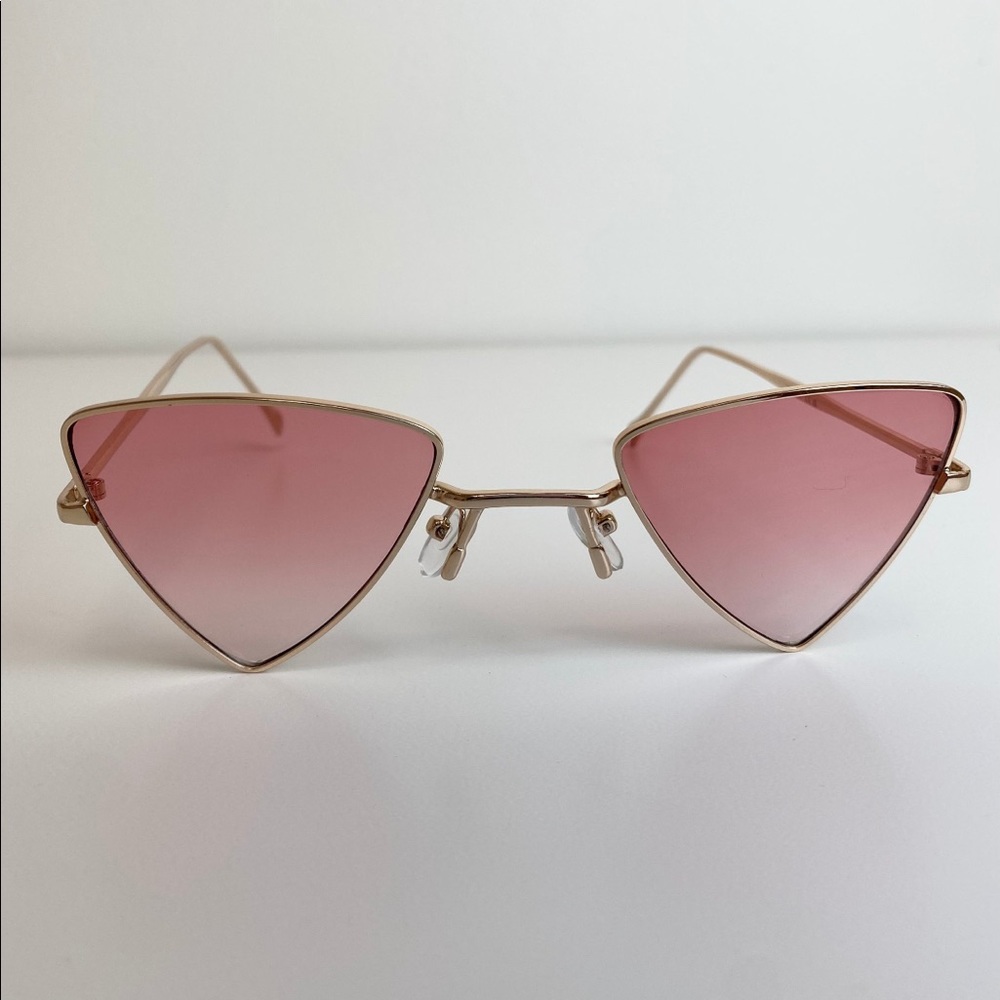 ❤️ Pink triangle sunglasss